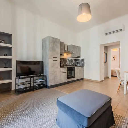 Apartment Moscova Modern Milan