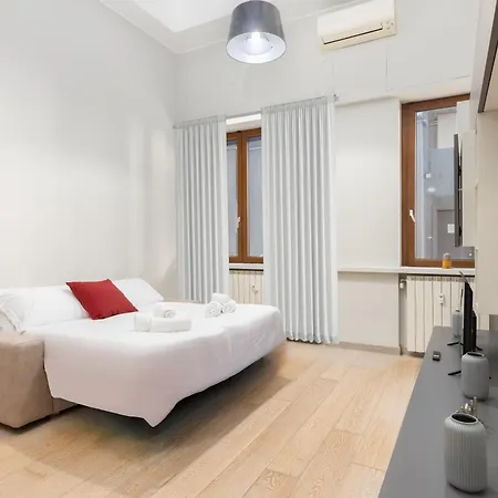 Con Metro Diretta 10 Minuti Duomo Apartmán