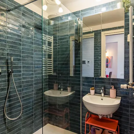 Station 3 Design Apartaments-2 Apts With Parking -1 With Balcony, No Box- Olympic Hub- Town Homes * Милан