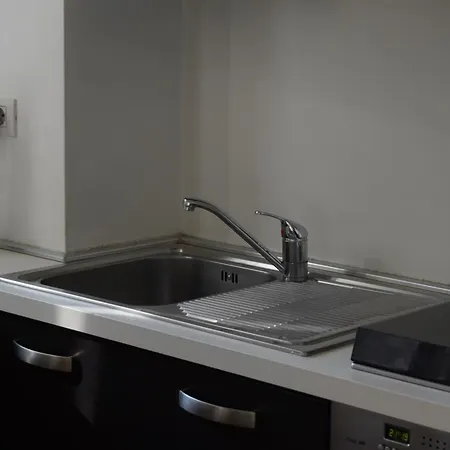 Tavazzano 10 - At Your Place *