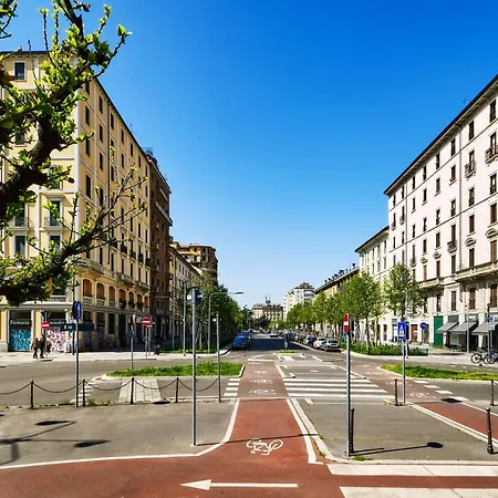 Beautiful In Tricolore - Daniele Apartment