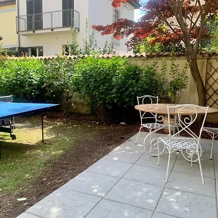 In Villa, Garden And Netflix