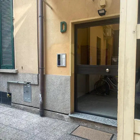 Apartment Charming In The Center Milan