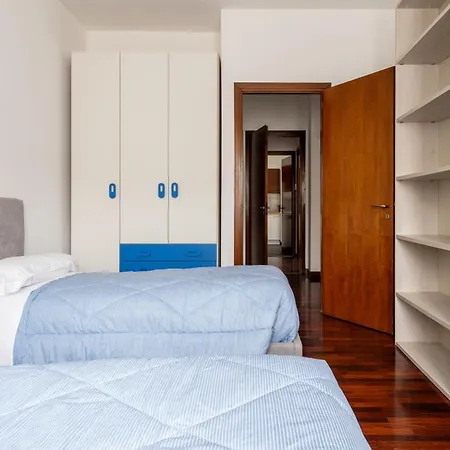 Wonderful Three-room Just Few Minutes Away From Mm Tricolore * 米兰