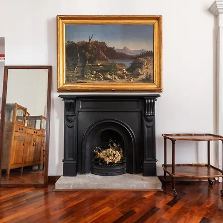 Spacious And Bright Three-room Just Few Steps From The Duomo * Milano