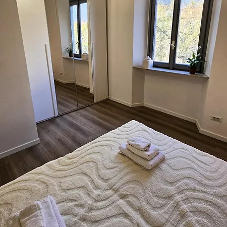 Elegant Two-bedroom In The Heart Of Porta Romana, 2 Minutes From The Metro, With Easy Access To Qc Terme And The Duomo * ミラノ
