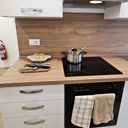 Duomo A 8 Min - Centro, Qc Terme, 2 Apartament Mediolan