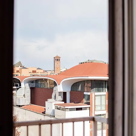 Penthouse With Panoramic Terrace - Design And Luxury Apartament Mediolan