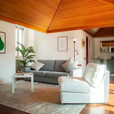 Penthouse With Panoramic Terrace - Design And Luxury * Mailand