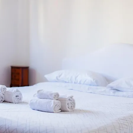 Iconic Luxury Penthouse In The Heart Of