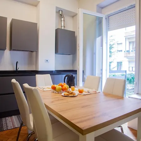 Design & Luxury With Garden In San Senatore Apartment *