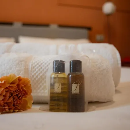 Design & Luxury With Garden In San Senatore *