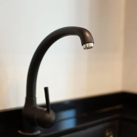 Design & Luxury With Garden In San Senatore Apartment