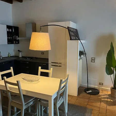 Navigli Darsena - Luxury With Balcony * Milano