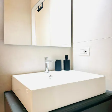 Comecasa Modern Retreat Gym & Style 公寓 米兰