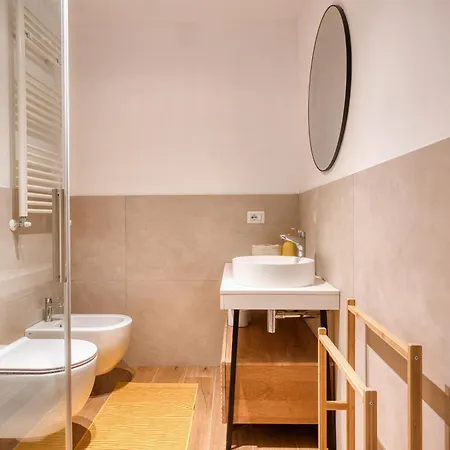 Hostmate - - Loreto