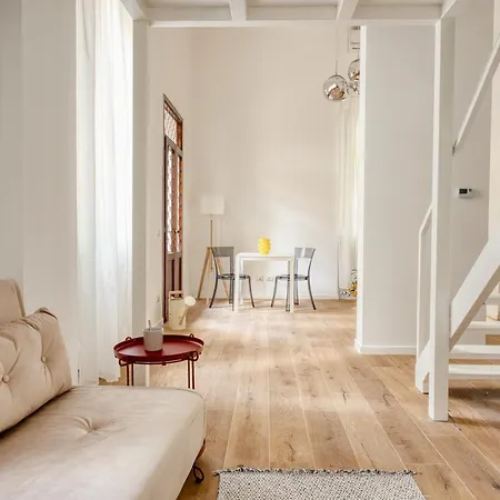 Warm In Decor I Apartment *