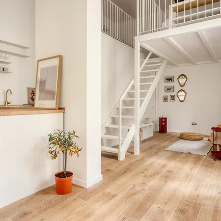 Warm In Decor I Apartment Milan