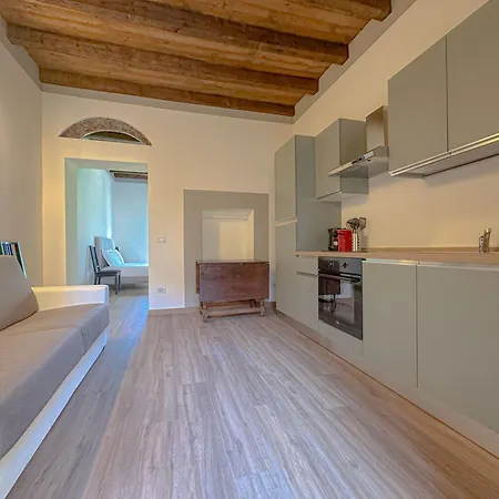 Apartment Castillia 22 - Terrazza Sul Bosco Verticale