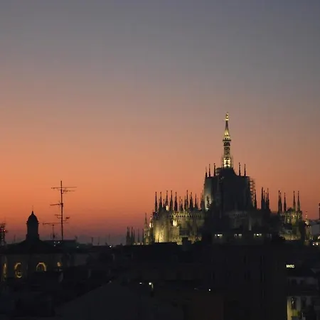 Apartment Penthouse 5 Minutes From Duomo Mailand