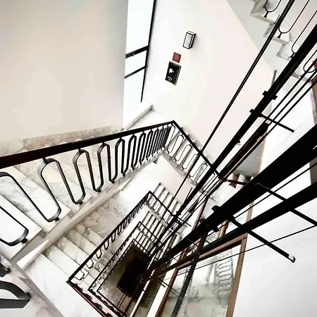 Penthouse 5 Minutes From Duomo * Mailand