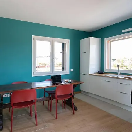 Arts At Amedeo D'aosta Apartment