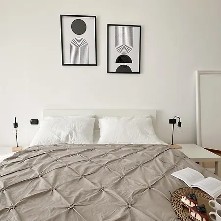 I Host - Villoresi 5 Mediolan