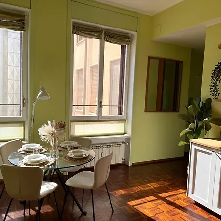 Urban Jungle 5 - Montenapoleone * Mailand