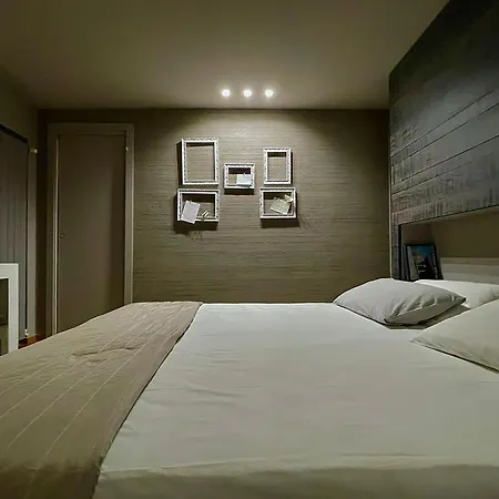 Apartment Luxury Art & Chromotherapy Downtown - Free Parking