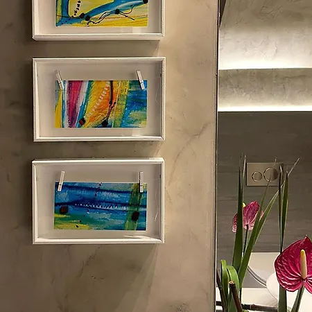 Luxury Art & Chromotherapy Downtown - Free Parking Appartamento