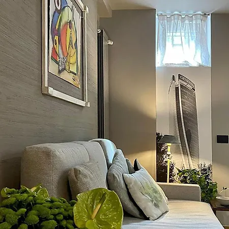 Luxury Art & Chromotherapy Downtown - Free Parking