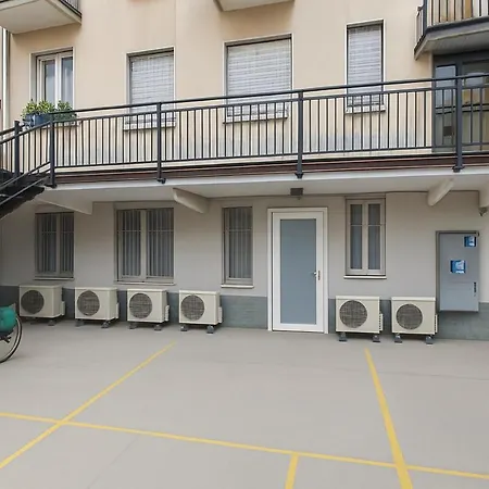 Cozy Near Porta Romana *