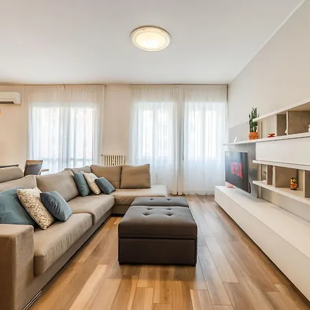 Guesthost - Casa Titus *