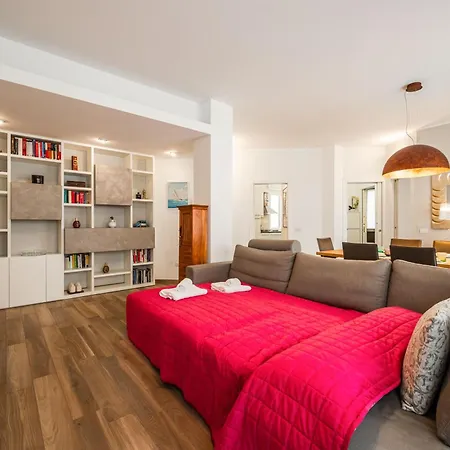 Guesthost - Casa Titus *