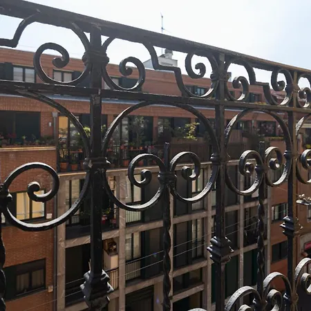 Italianway Easy - Rosmini 13 B 아파트