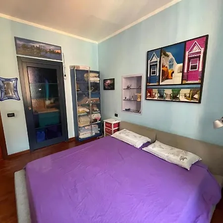 아파트 A Quiet And Loving Gem In The Center Of *