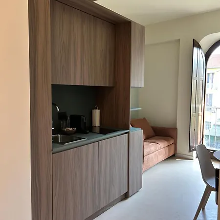 Aparthotel Mia Experience *