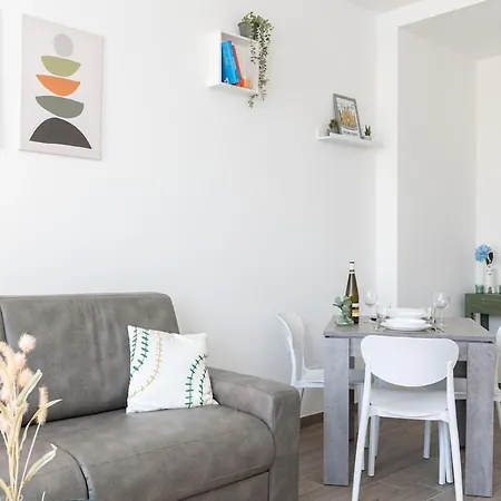 Апартаменты Luxury Navigli Милан