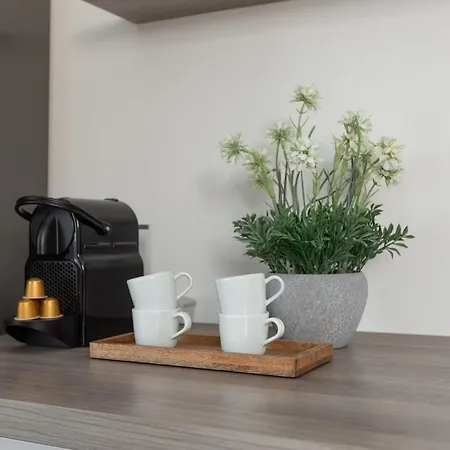 8th Floor - View شقة ميلان