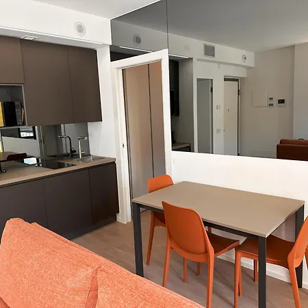 Navigli Relax With Private Balcony And Parking Appartamento