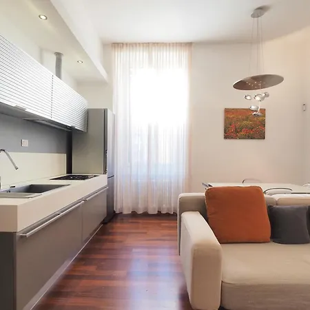 Bright In Porta Romana - Vannucci Apartment Milan