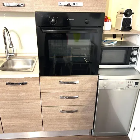 Milanoflats - Bilocale Donminzoni * Milan