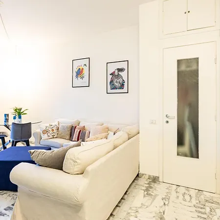 아파트 Piazza Gramsci Amazing With Balcony - Collection *