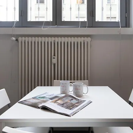 Apartament Carcano 27 *