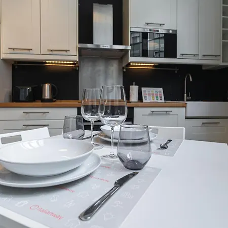 Apartament Carcano 27 Mediolan
