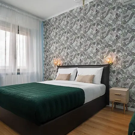 Classbnb - Just 2 Minutes Walk From Domodossola M5 Metro Station * Μιλάνο