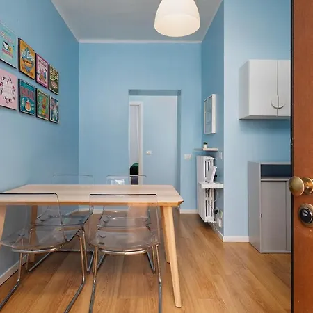 Classbnb - Just 2 Minutes Walk From Domodossola M5 Metro Station * Μιλάνο