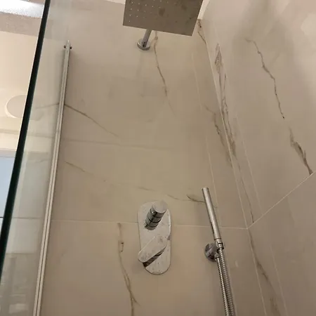 アパート Number32milan ミラノ