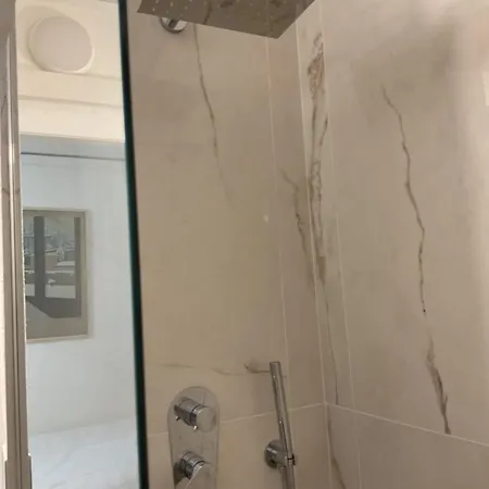 Number32milan Apartman *