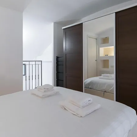 Italianway Easy - Spezia 22 * Mediolan